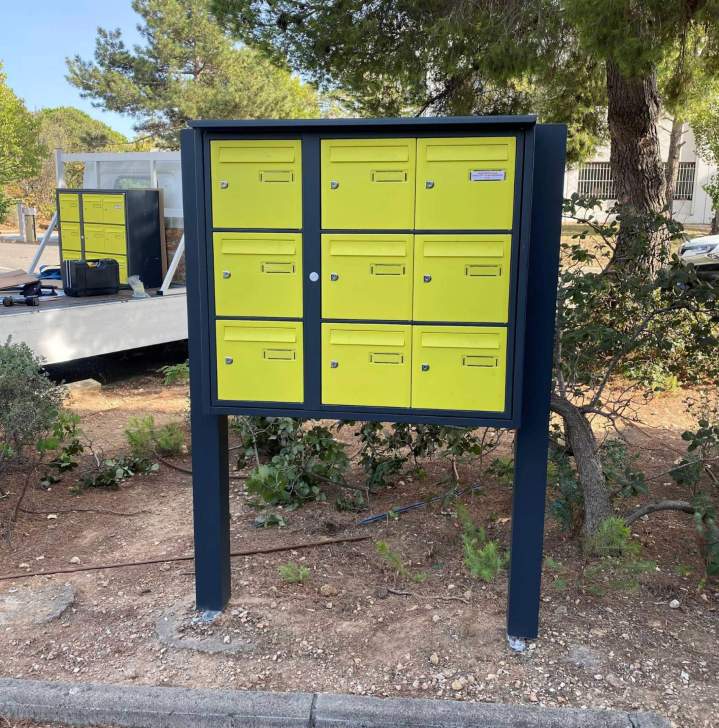 Boîtes aux lettres intérieures et collectives La Penne-sur-Huveaune