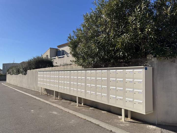 Blocs de boites collectives Résidence CARRO Marseille